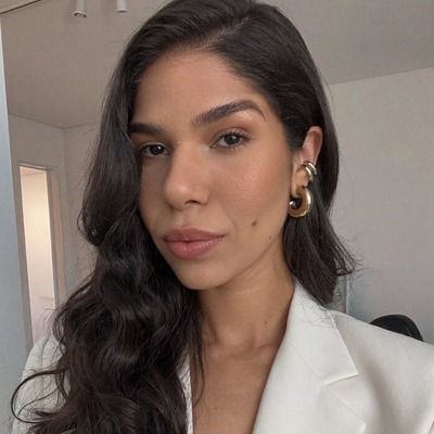 Isadora Santelli